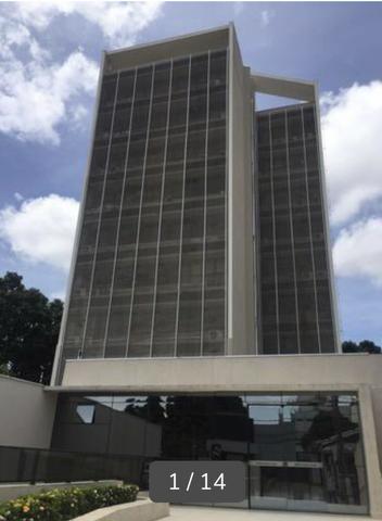 Sala Comercial com 37m² - Edifício Master Center
