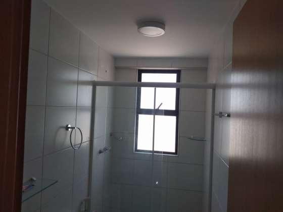 Vendo otimo apartamento com bela vista andar alto sombra 2 vagas cobertas petropolis - Foto 7