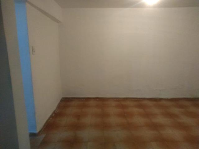 Casa 02 qtos 02 banh 02 vgs de garagem terraço em Nilópolis RJ Ac. carta! - Foto 13