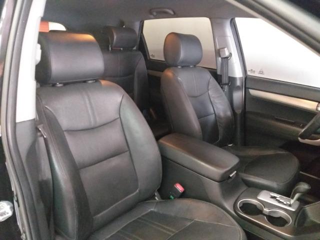 Kia Sorento 2.4 troco e financio aceito carro ou moto maior ou menor valor - Foto 8