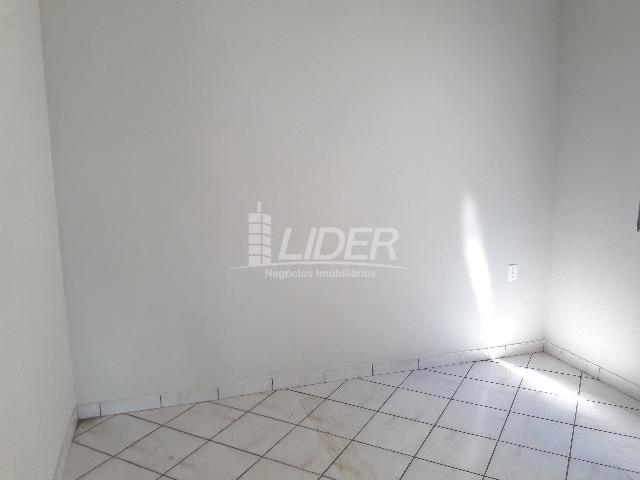 Casa para alugar com 3 dormitórios em Santa mônica, Uberlândia cod:862190 - Foto 4