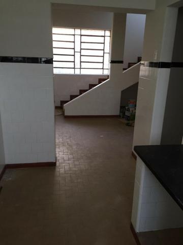 AL025 - Casa com três dormitórios para locação - Foto 2
