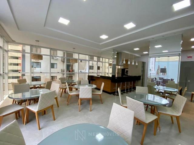 Apartamento andar alto com 3 Suítes 2 Vagas no Centro em Balneário Camboriú - Foto 8