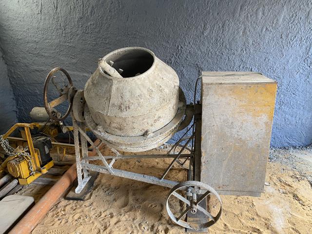 Betoneira 320 litros - Foto 2