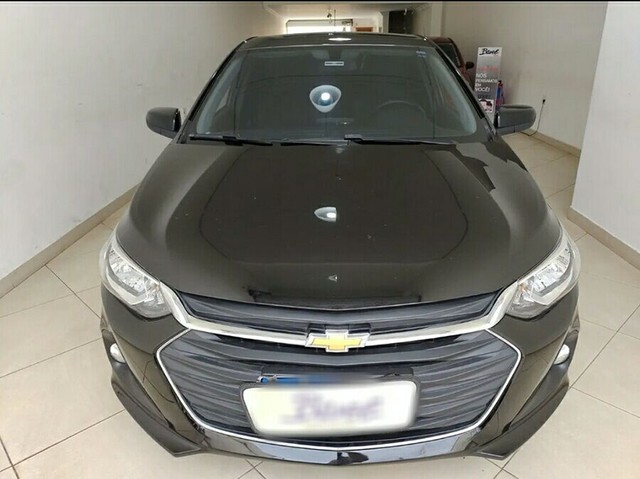 VENDO CARRO ONIX