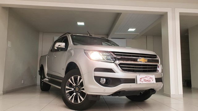 S10 2.5 LTZ 4X4 2018 / BAIXA KM!