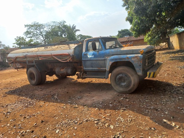 CAMINHÃO FORD