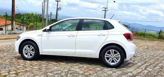 POLO TSI CONFORTLINE AUTOMÁTICO, COM PACOTE TECH1 2019. BEM NOVINHO, SEM DETALHES