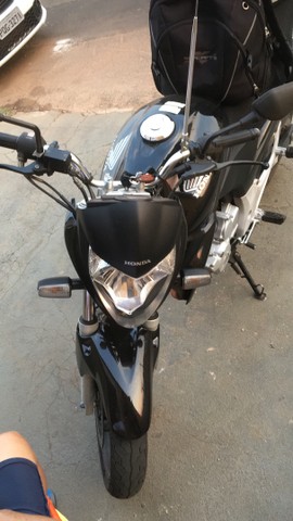CB 300