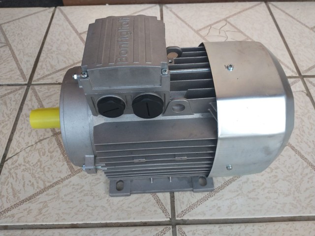 Motor elétrico trifásico 3cv rpm 1740.