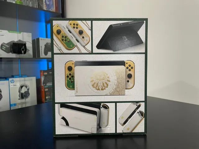 Nintendo Switch 64GB Oled Edição Especial - The Legend of Zelda