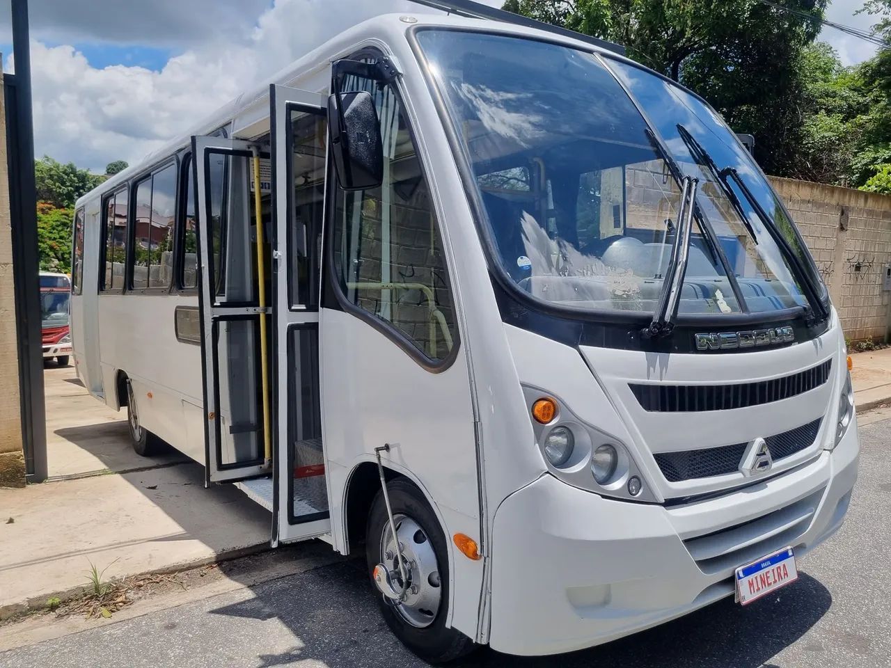 NEOBUS MOTOR MWM 
