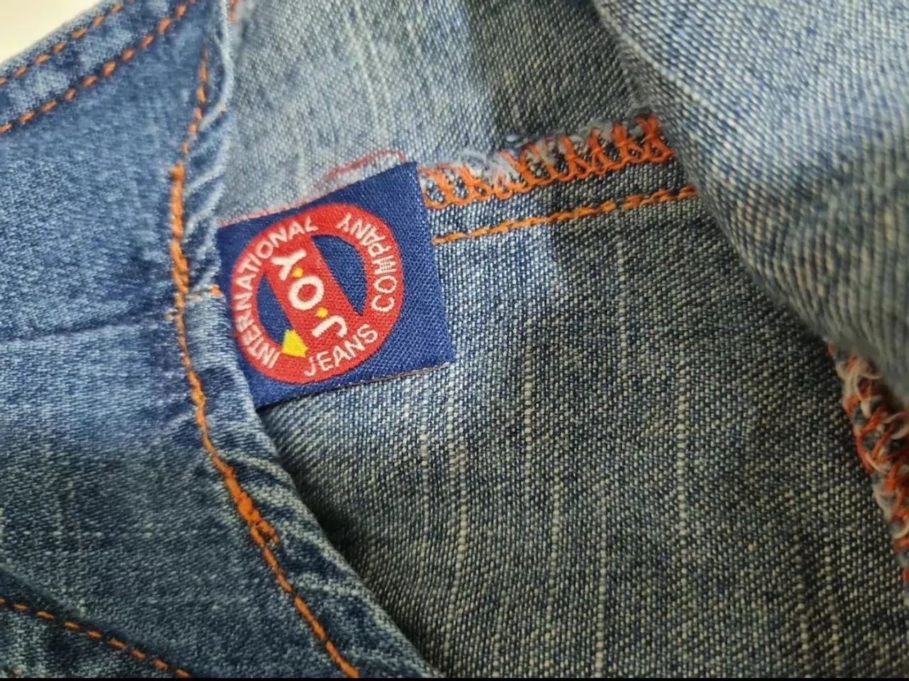 Macacão Jeans Bebê - Tamanho G (12 a 18 meses) - Foto 2