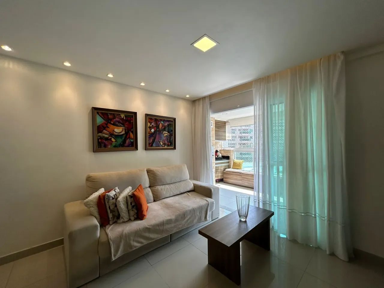 Bourgogne - Freguesia - Apto todo decorado com excelente 3 qts - Foto 2