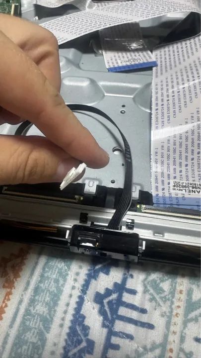 Botão PowerTV Samsung UN55RU7100 com cabo - Foto 4