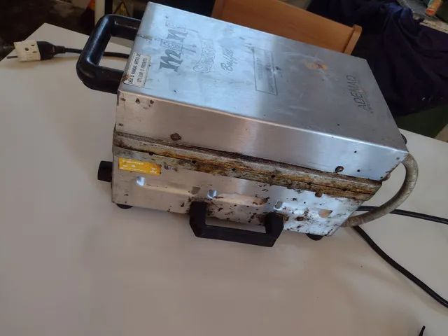 Máquina de crepe suíço elétrica 12 cavidade ademaq - Foto 2