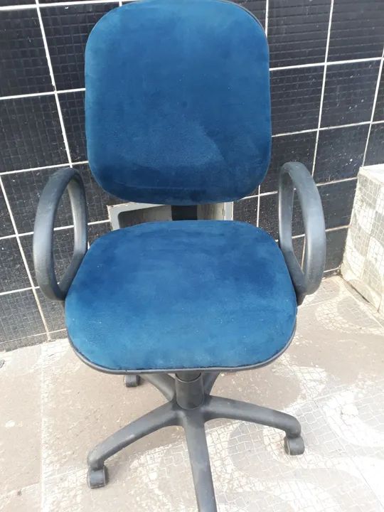 Poltrona Giratória Azul