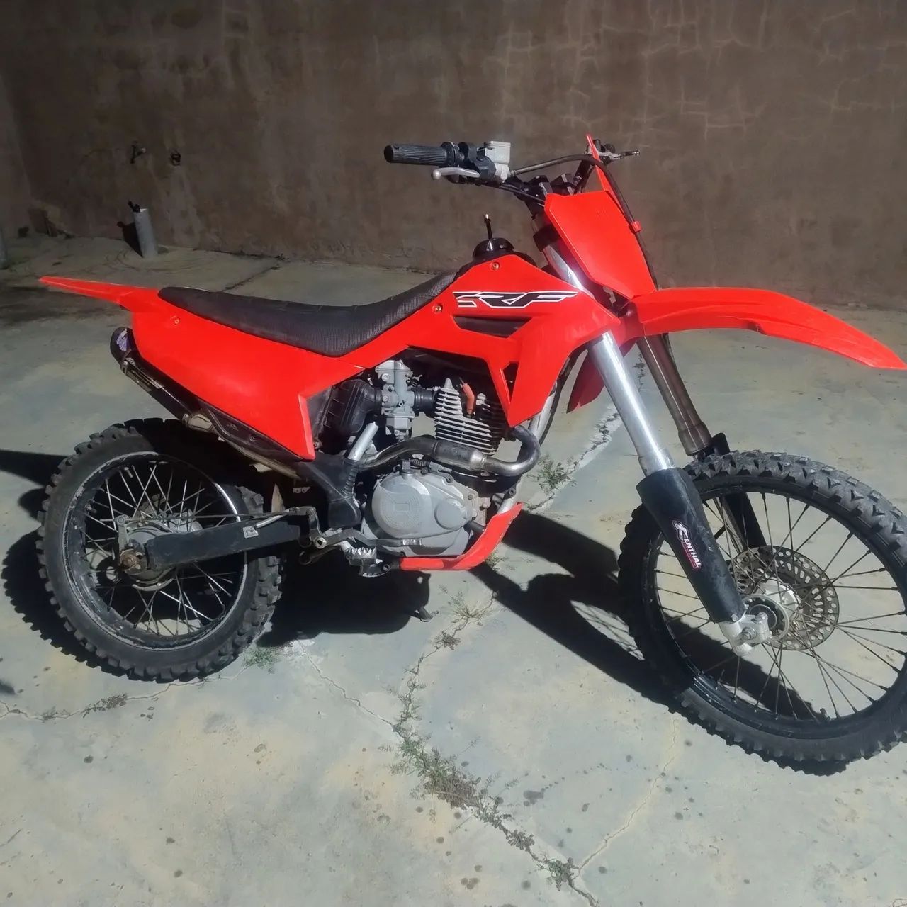 CRF 230 - Foto 2
