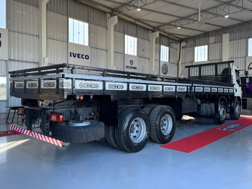 VOLVO VM 330 8X2 2022 - Foto 4