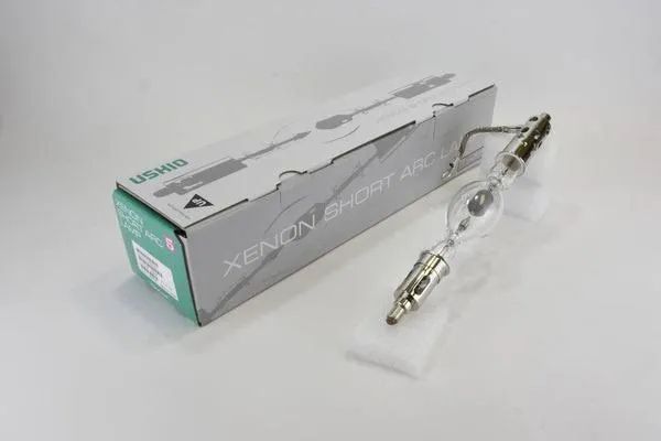 LAMPADA XENON USHIO 6500w PARA PROJETORES DE CINEMA  