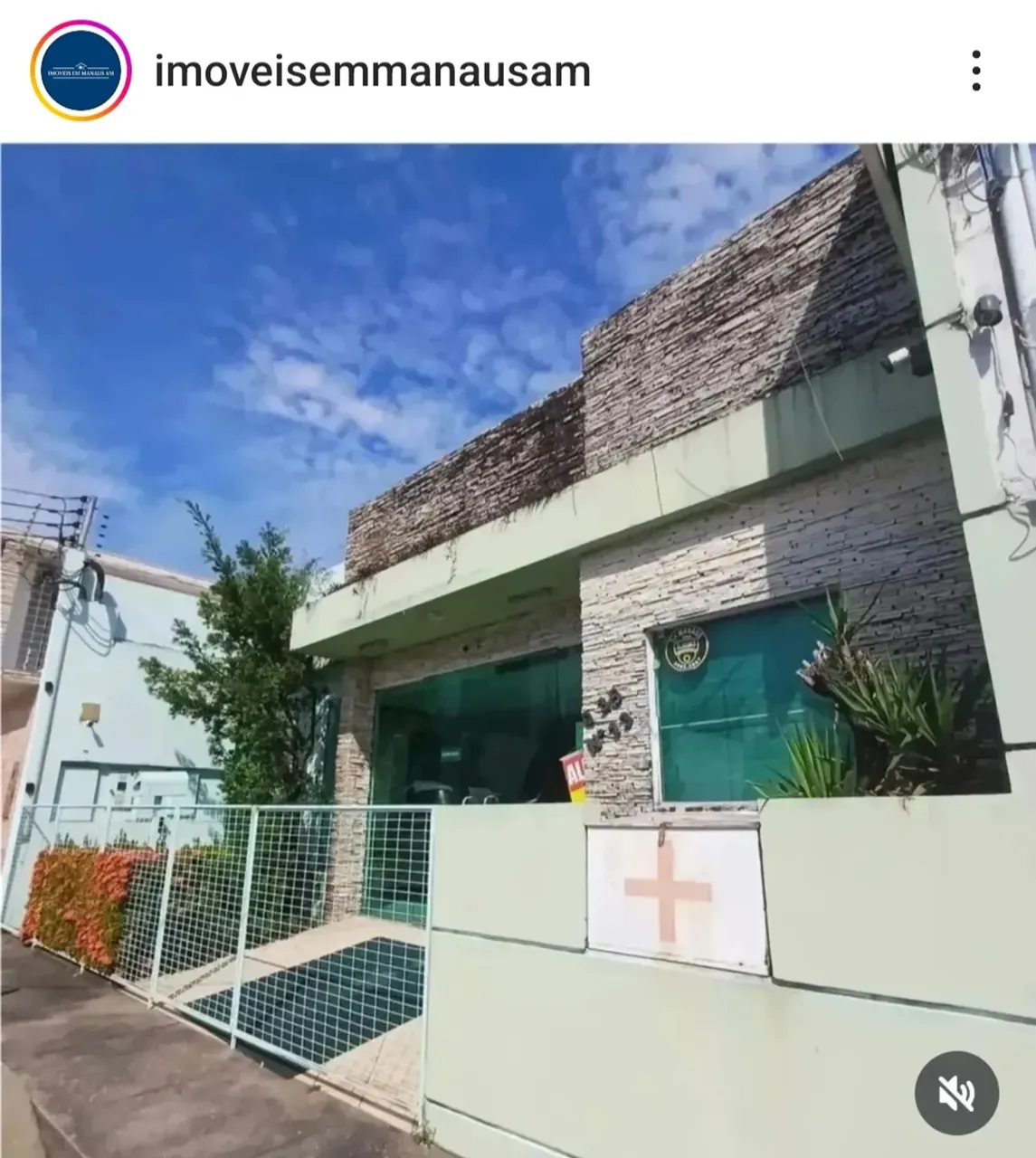 Vendo Excelente Ponto Comercial ( Vieiralves). Pronto para Clínica.