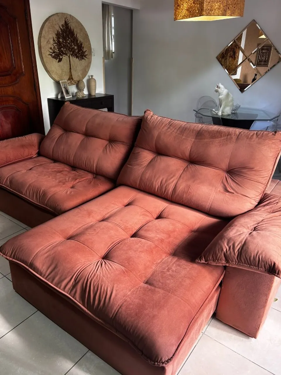 Sofá Retrátil e Reclinável com Chaise - Marrom