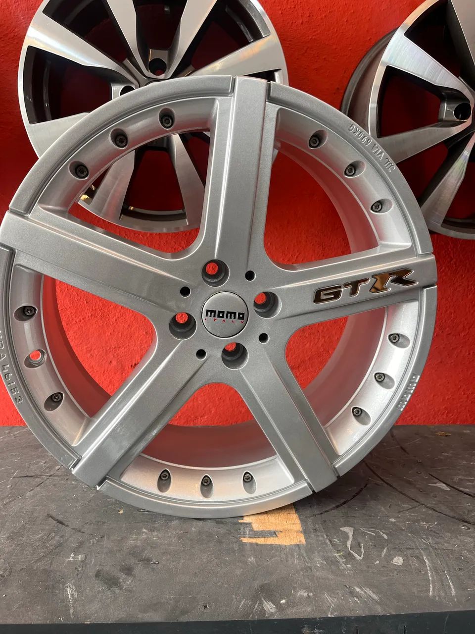 Rodas aro 18 4 /100 Momo Italy  - Foto 2