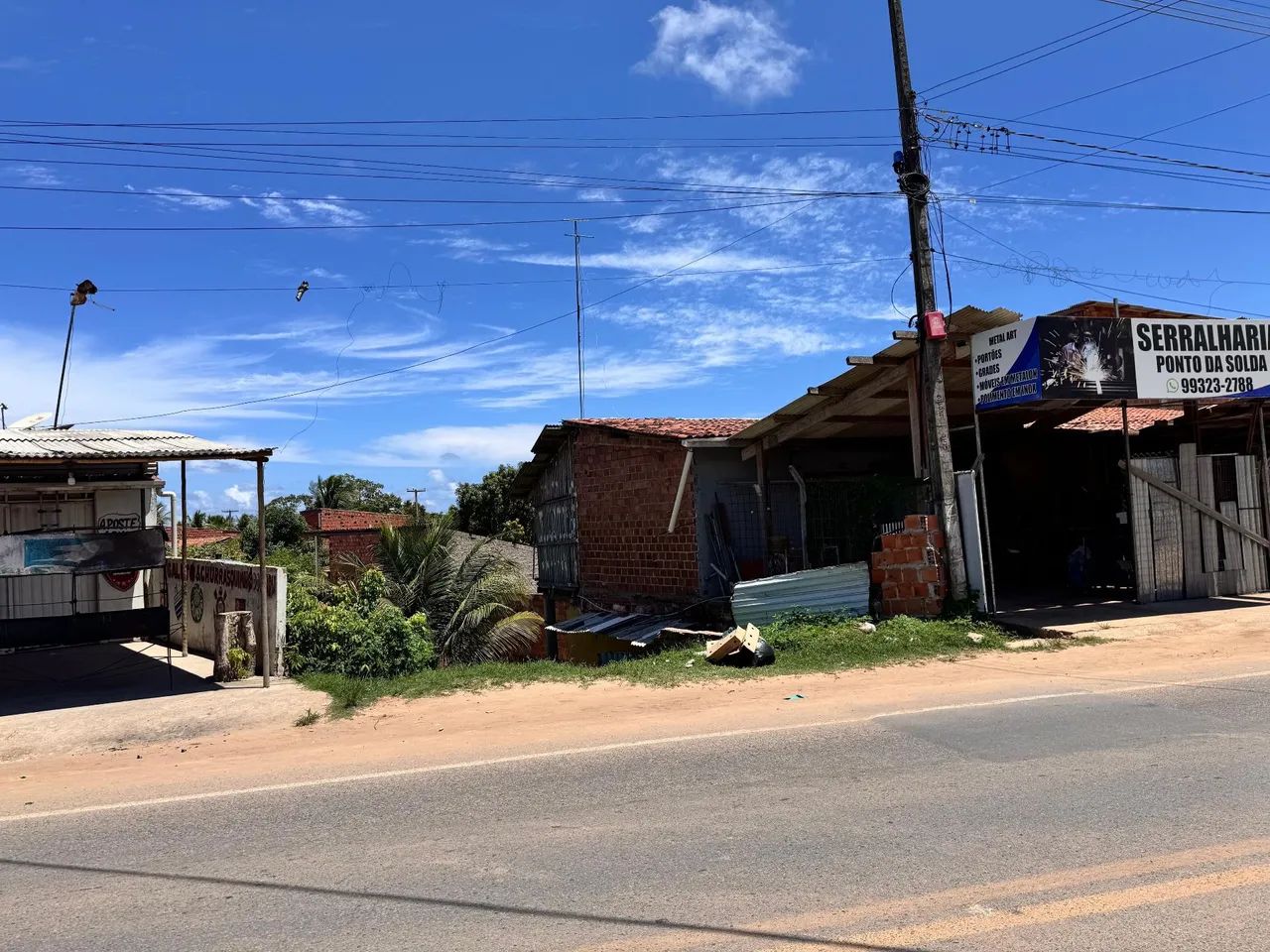 Vendo terreno as margens da RODOVIA AL 101 NORTE, em Sauaçuy. 