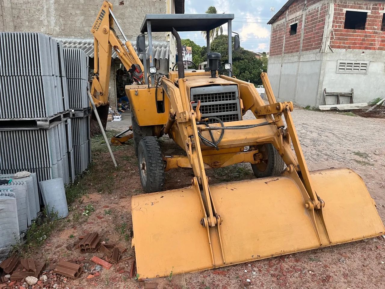 Pá Carregadeira - Excelente estado! - Foto 4