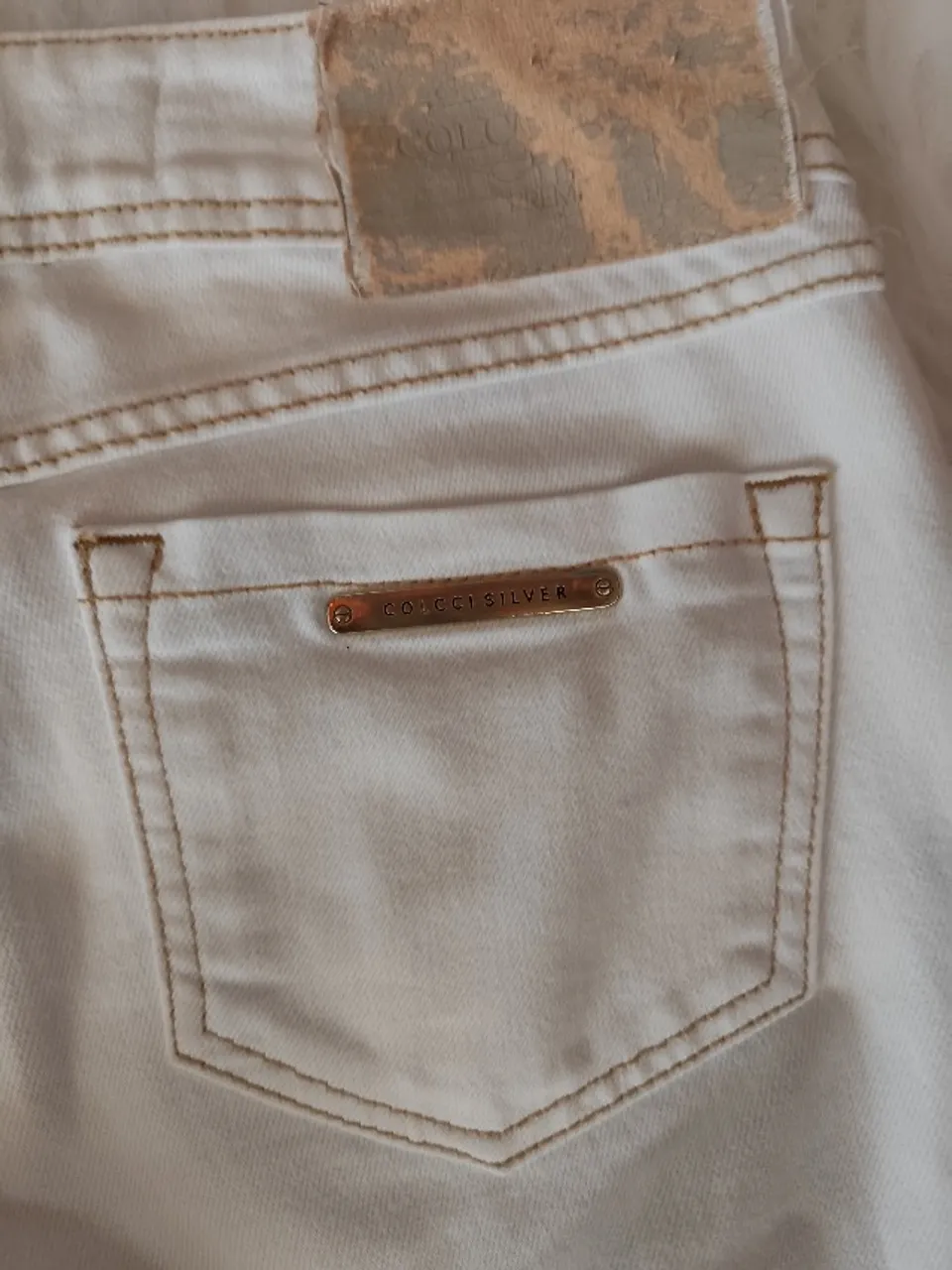 Calça Colcci feminina tamanho 38