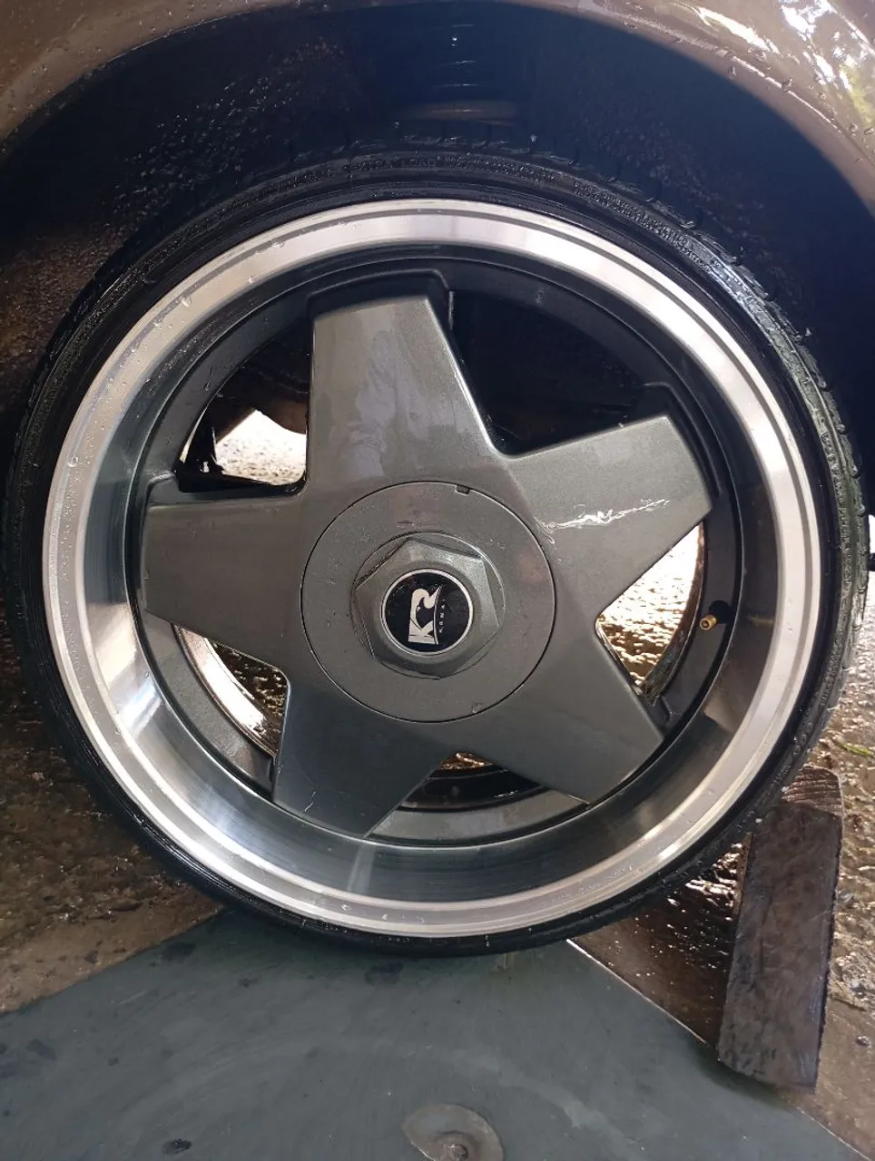 Rodas Esportivas 17" - Design Exclusivo