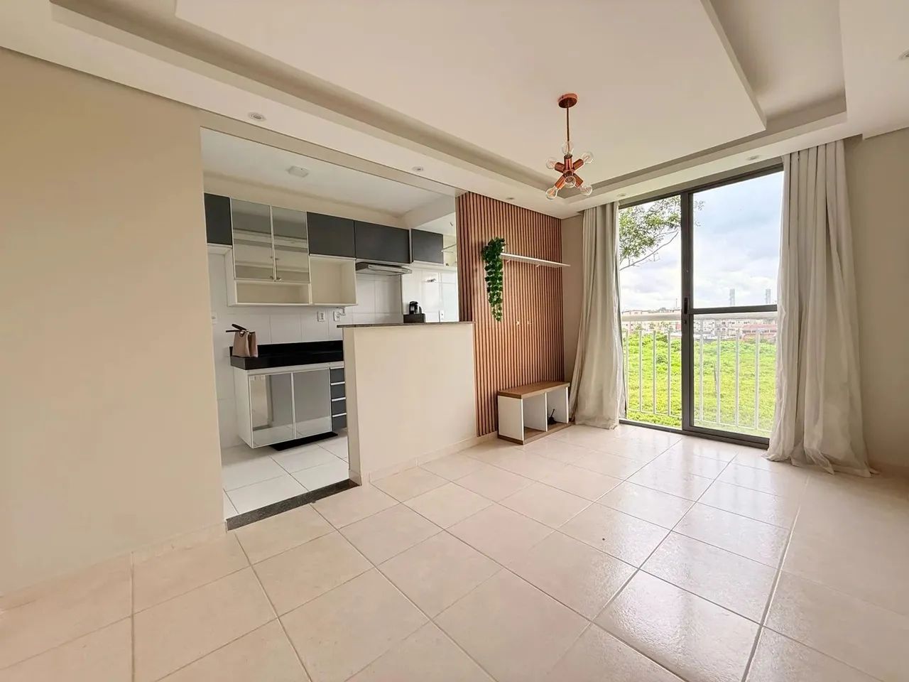 Apartamento Ed. Ville Solare com  2 quartos sendo 1 suíte - Parque Verde, Belém - PA