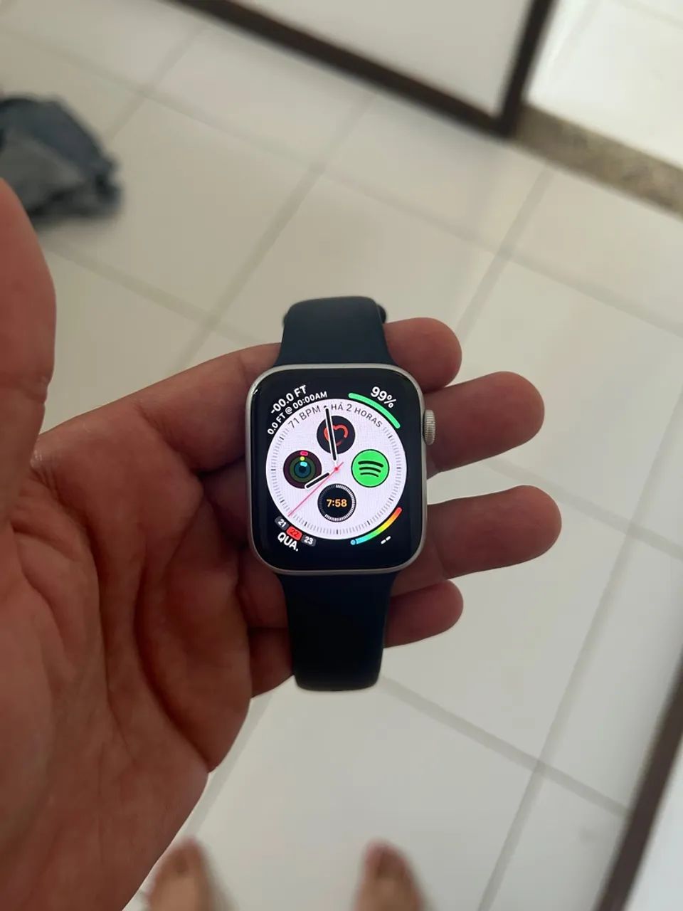 Apple Watch SE 