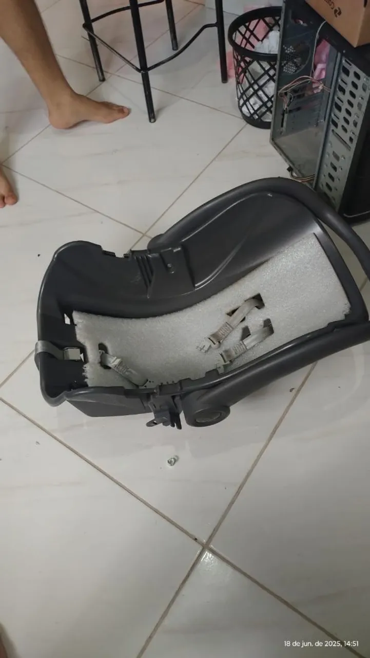Bebê conforto em ótimo estado