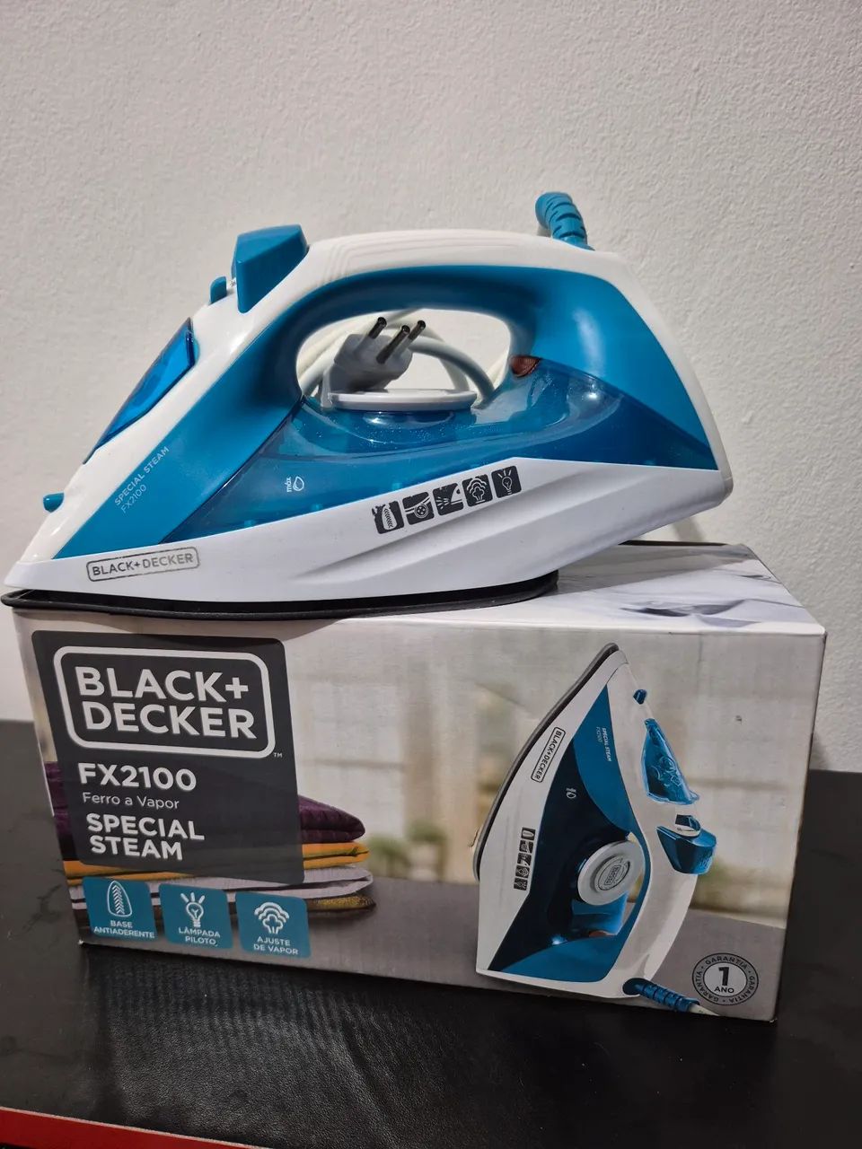 OFerro a Vapor Black+Decker FX2100 Special Steam