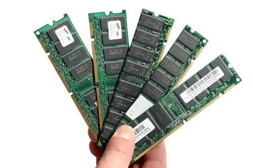 Memória RAM para PC e Notebook | DDR3 DDR4 | Alto Desempenho e Velocidade