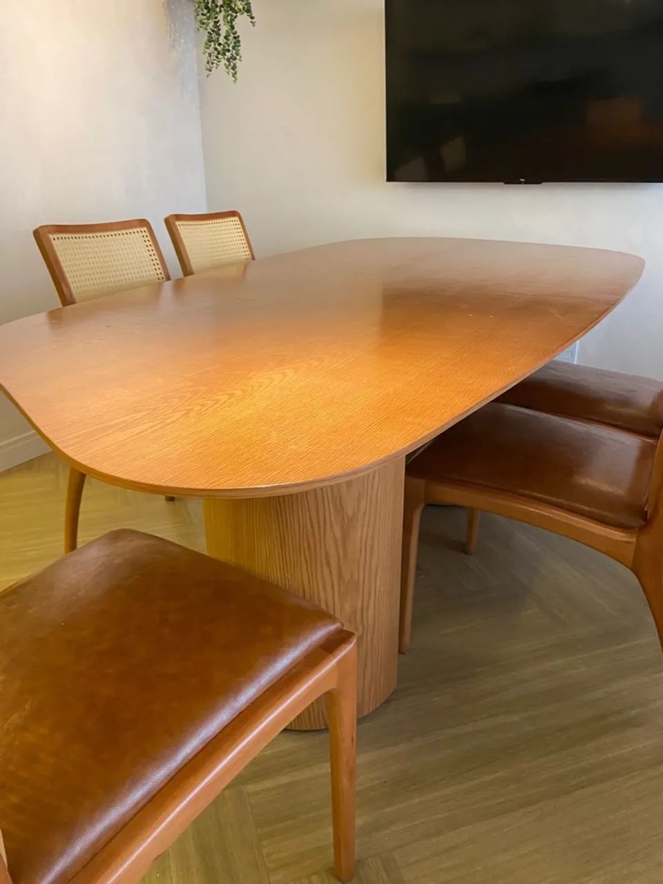 Mesa de Jantar em Madeira Maciça - Orgânica  - Foto 2