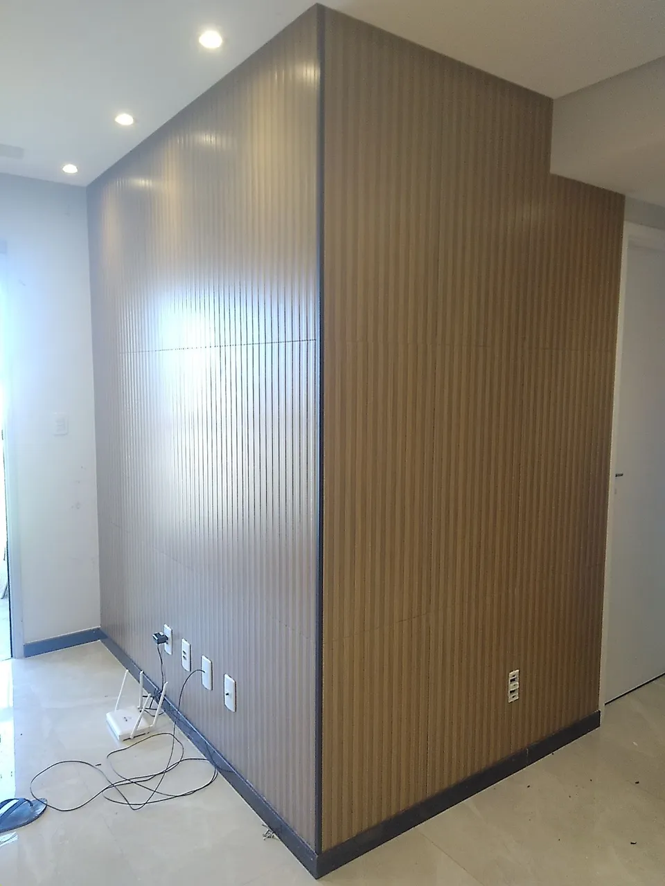 Colocação, ou estação, de Pisos e reves, em porcelanato, azulejos, cerâmicas,pastilha..