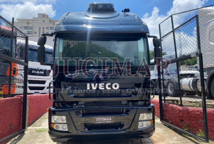 IVECO STRALIS 410 6X2 TETO ALTO 2013