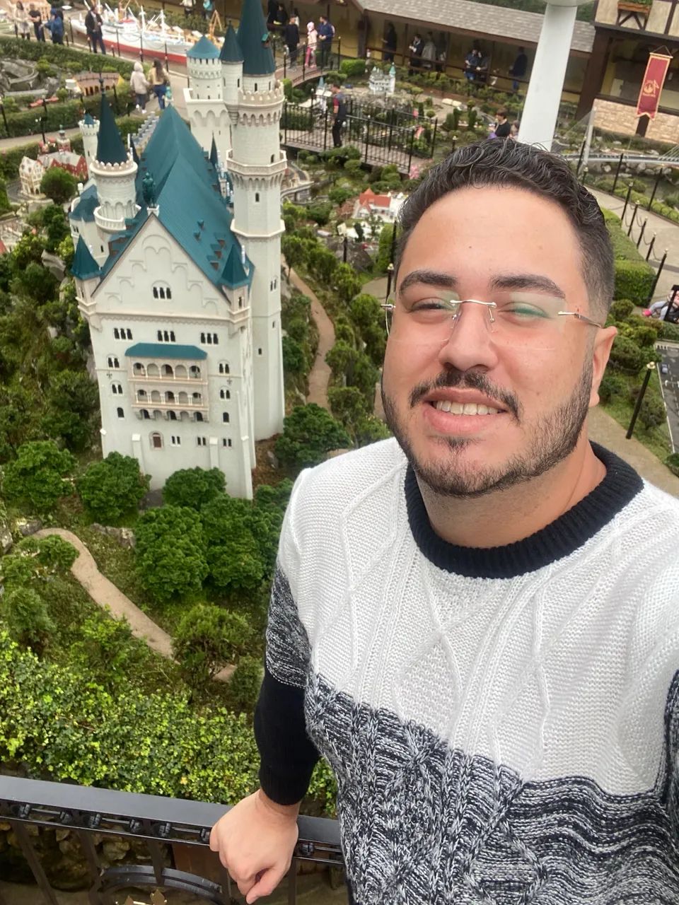 Professor de matemática e raciocínio lógico 