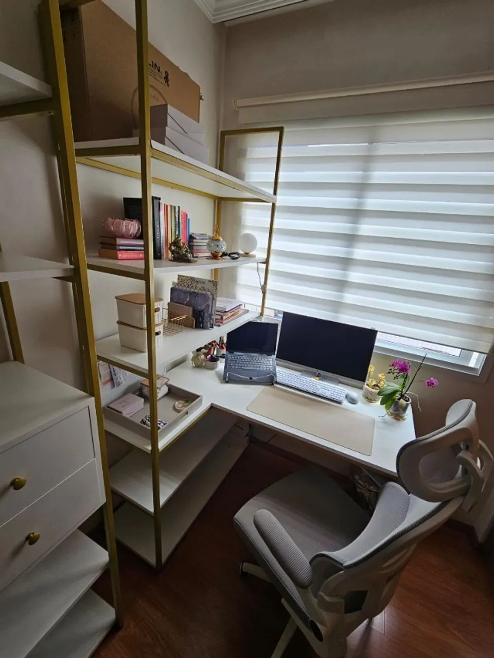 Estante + Escrivaninha Industrial com Metalon e MDF