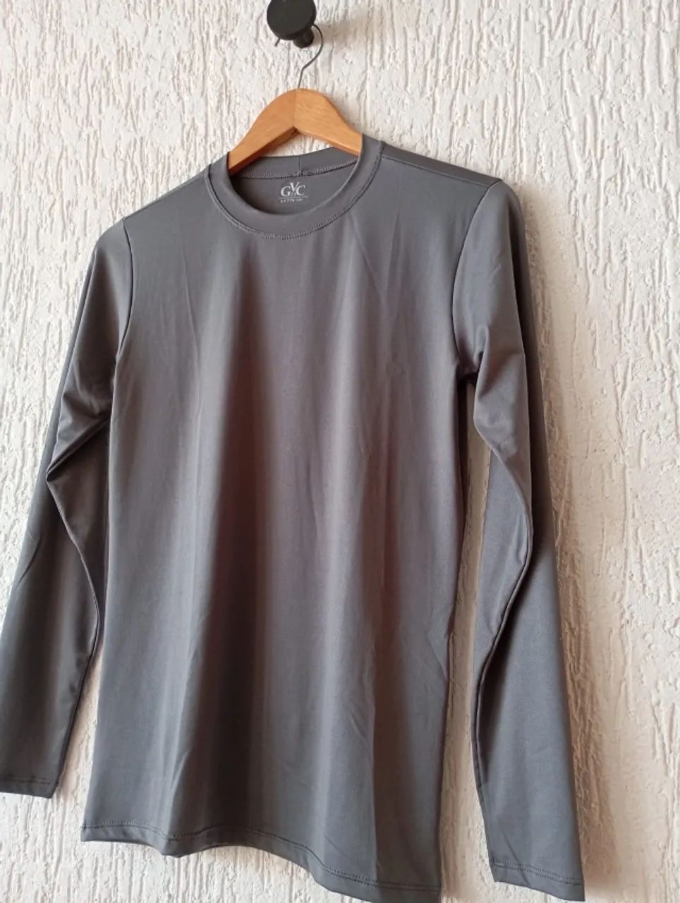 camiseta uv fpu 50+ cinza manga longa feminina tam p - Foto 2