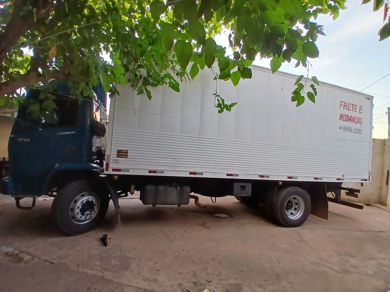 Faço Fretes e Mudanças 