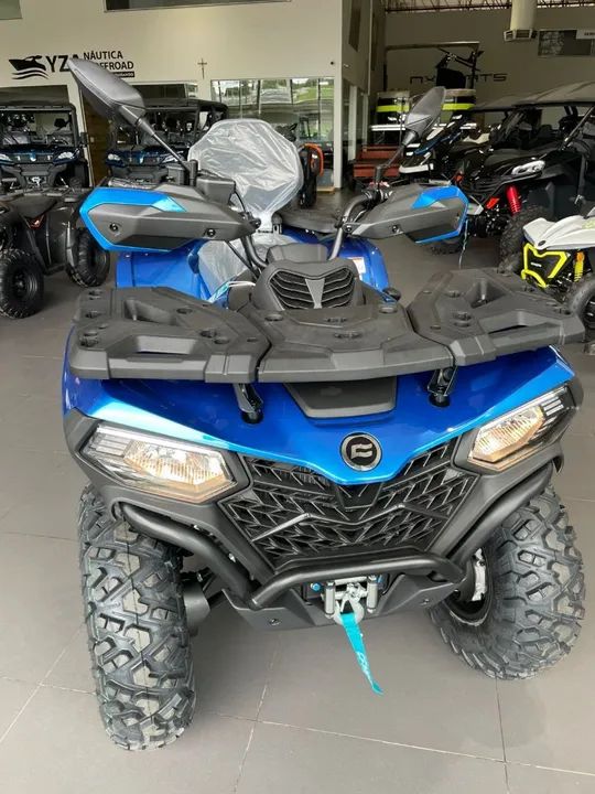 Quadriciclo Cforce 520L - Foto 5