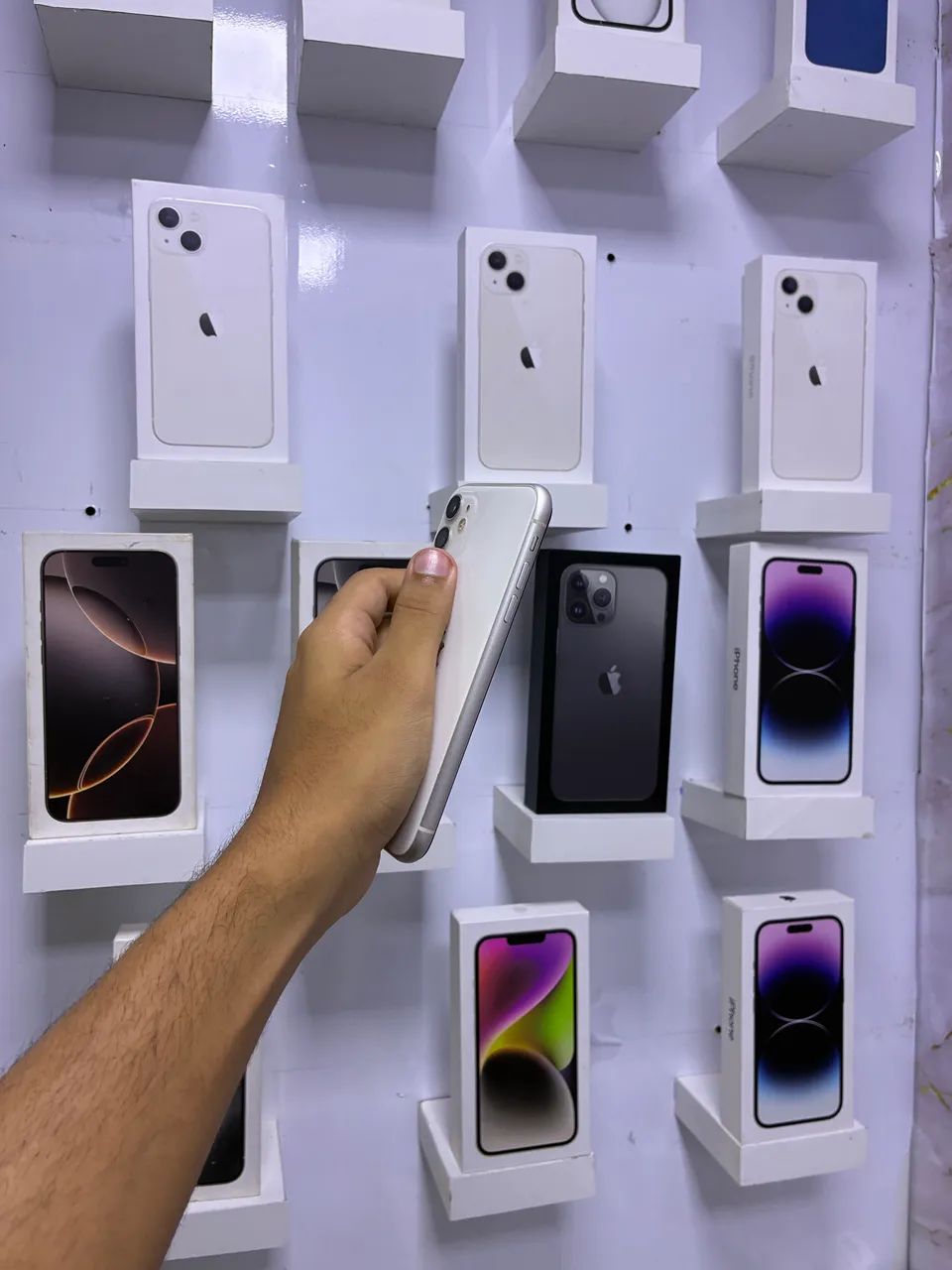 IPHONE 11 64 GB - TELA NOVA  - Foto 3