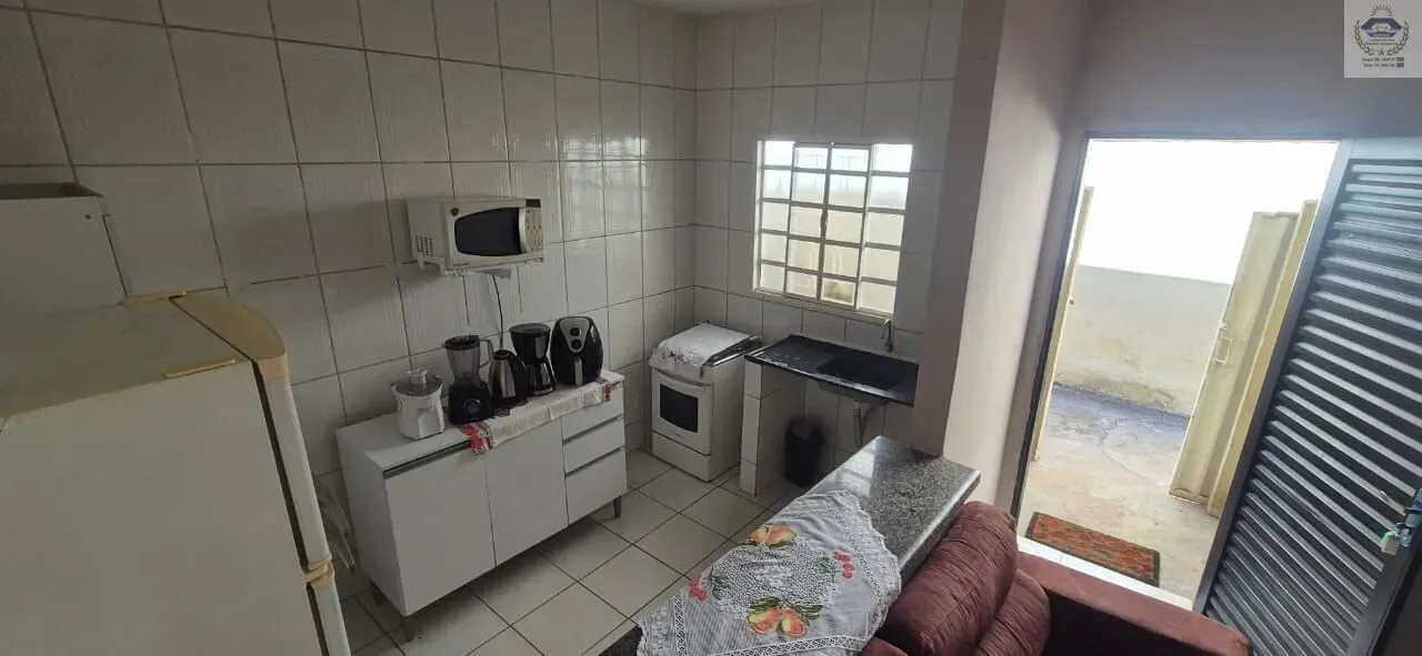aluga se kitinete mobilidade com garagem no jardim petropolis em goiania / go