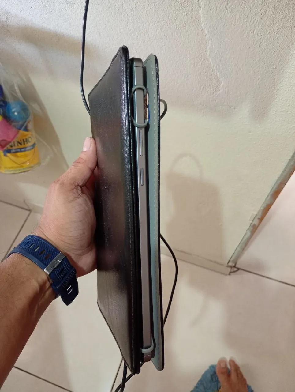 Tablet Lenovo 9 por 700,00