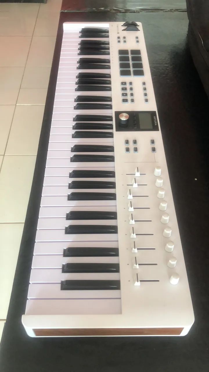 Arturia Keyboard Controller, willing to exchange.