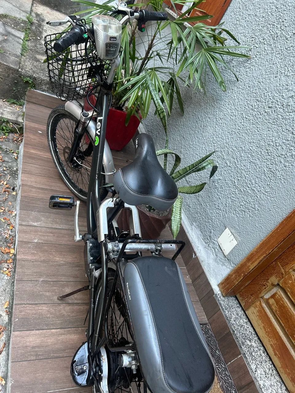 Desapego de uma linda bicicleta elétrica! Retira  lagoa Rodrigo de freita  - Foto 3