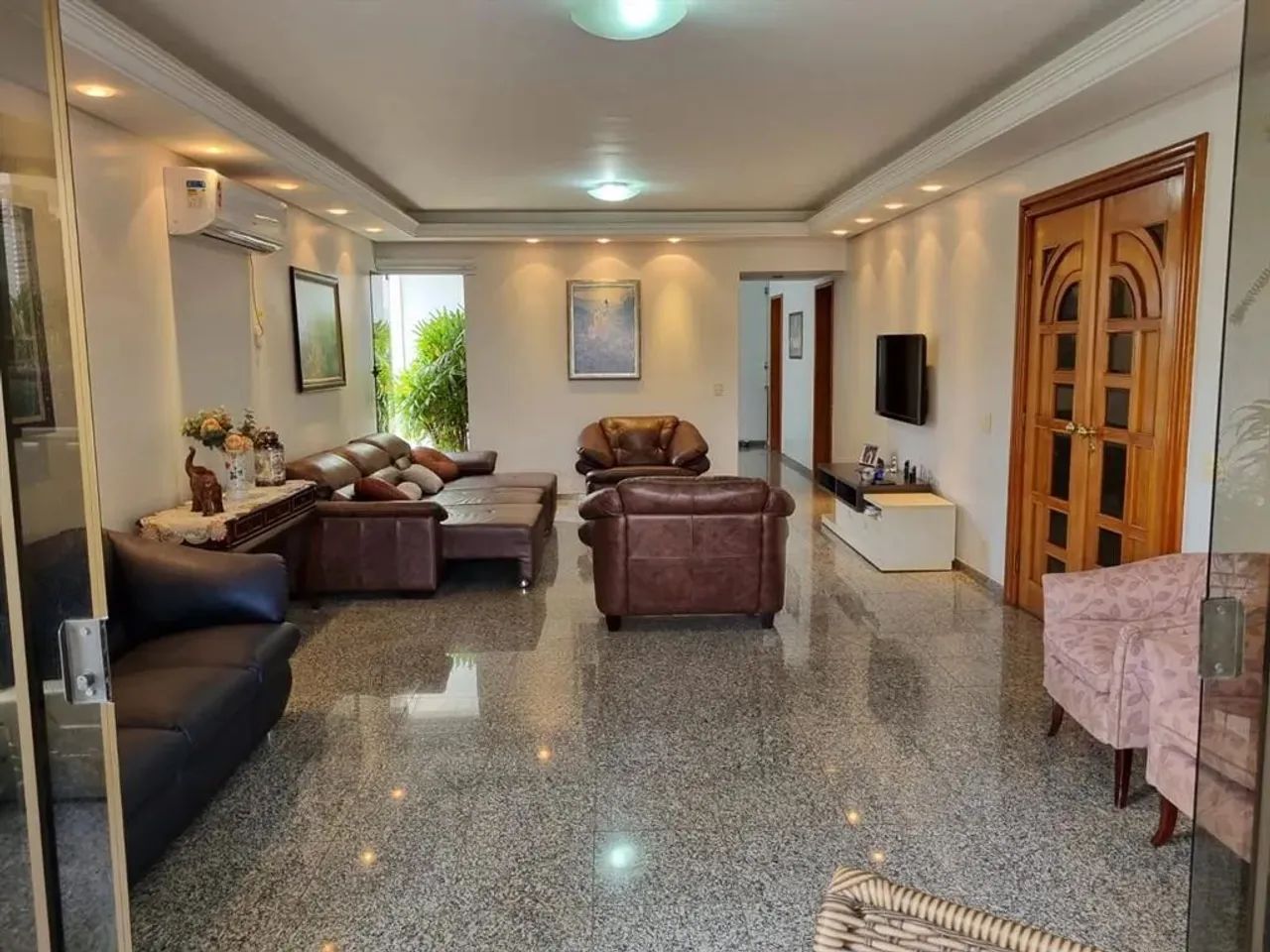 Apartamento 3 suítes - 3 vagas de garagem - Divisa Setor Sul e Marista - Goiânia - GO - Foto 2